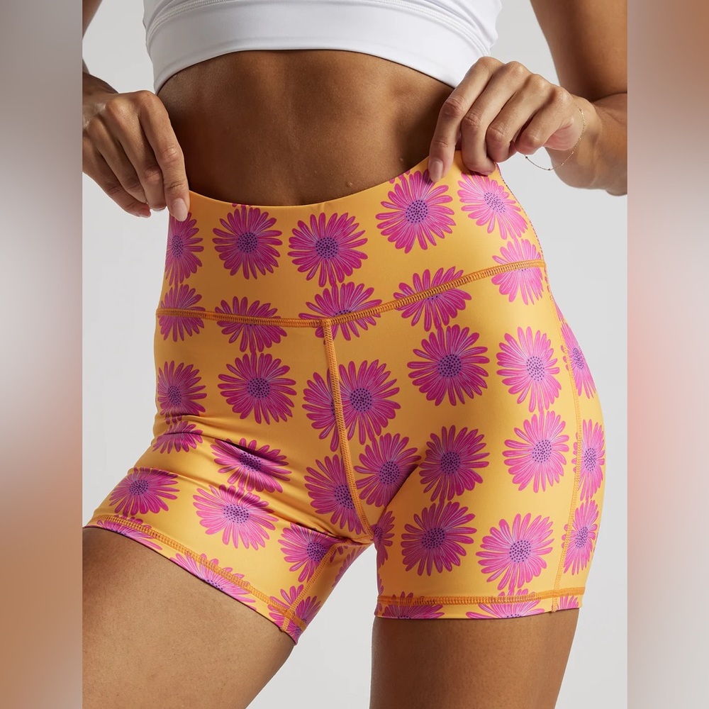 Voxy 5” Shorts - XS